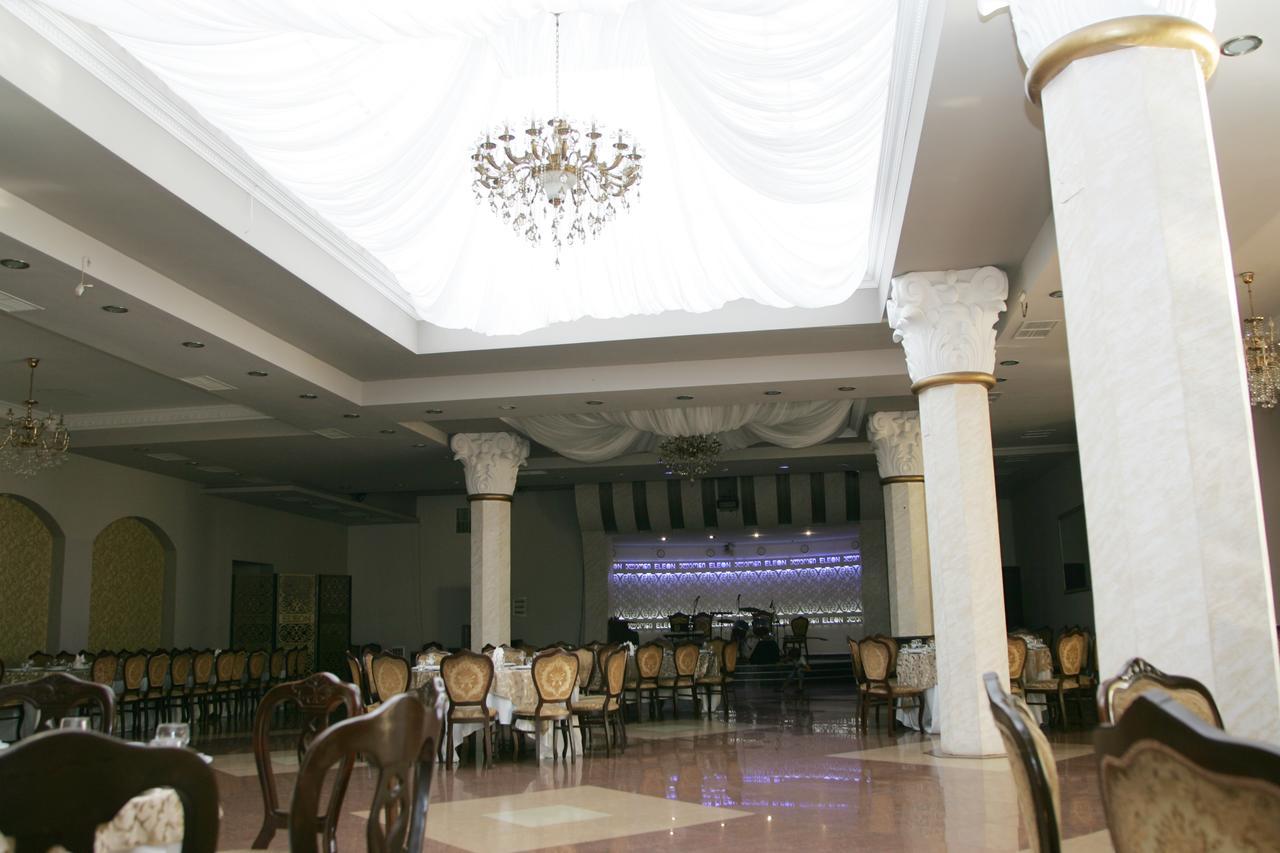 Eleon Hotel Кутаиси Екстериор снимка